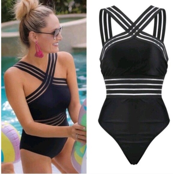 Hilor Black Cross Front One Piece Swimsuit Size Small (4-6) - Picture 1 of 7